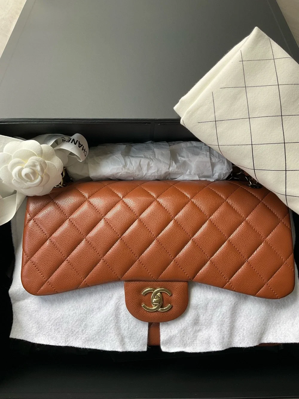 Chanel Brown Caviar Jumbo Flap